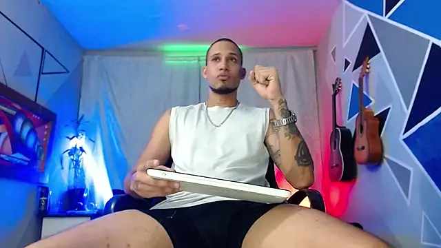 MagnusFrost online show from 02.04.26