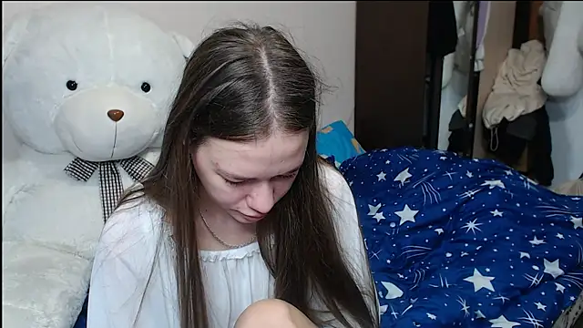 leila bambi  online show from 01.27.25