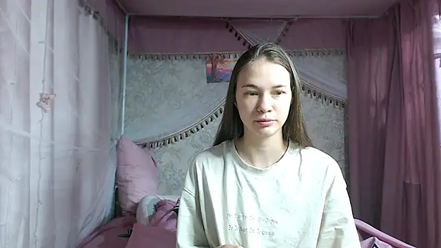 leila bambi  online show from 11.27.25