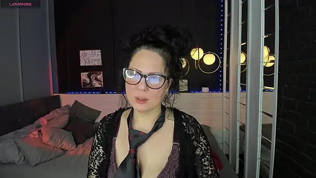 Anita Muse online show from 11.10.25