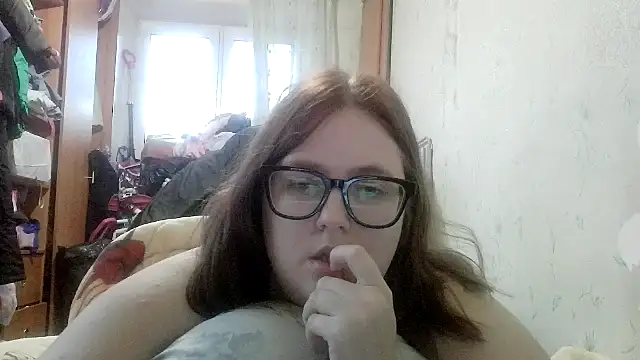 DesireMelissa online show from 11.18.25