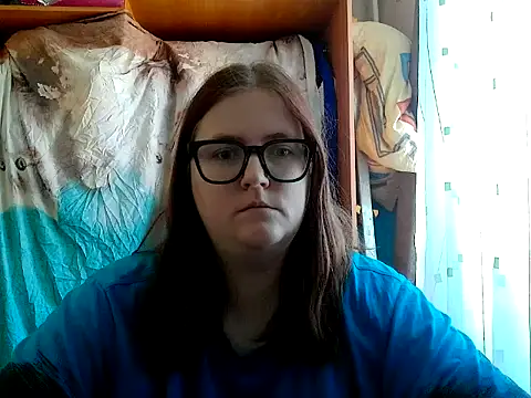 Snapshot of DesireMelissa chatting on 04.22.26 DesireMelissa online show from 04.22.26
