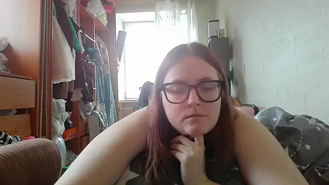 Snapshot of DesireMelissa chatting on 04.29.26 DesireMelissa online show from 04.29.26