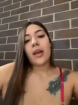 Snapshot of Latina_vanessa chatting on 06.25.26 Latina vanessa online show from 06.25.26