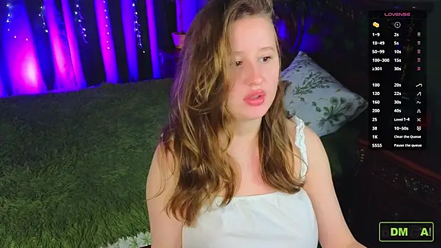 SquirtBabee online show from 11.22.25