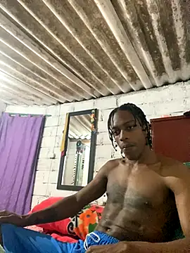 Larry-n-clouds online show from 11.21.25