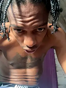 Larry-n-clouds online show from 11.22.25