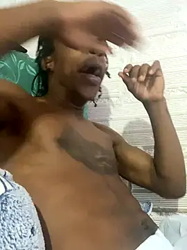 Larry-n-clouds online show from 11.30.25