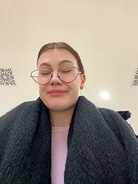 RinaCat online show from 01.06.25