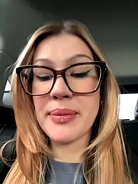 RinaCat online show from 09.12.25