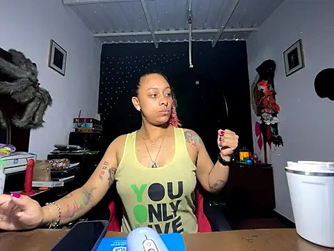 Cata Blue   online show from 11.12.25