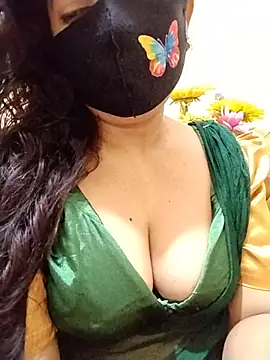 Ameera19 online show from 07.18.26