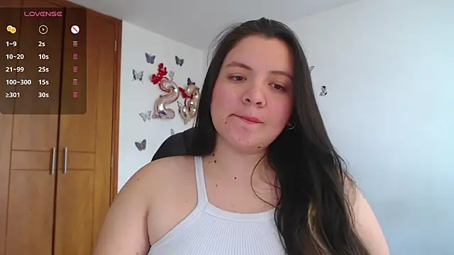 Sarahros1 online show from 02.15.25