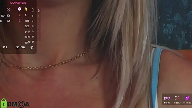 Snapshot of EvaDiamondXX chatting on 09.14.25 EvaDiamondXX online show from 09.14.25