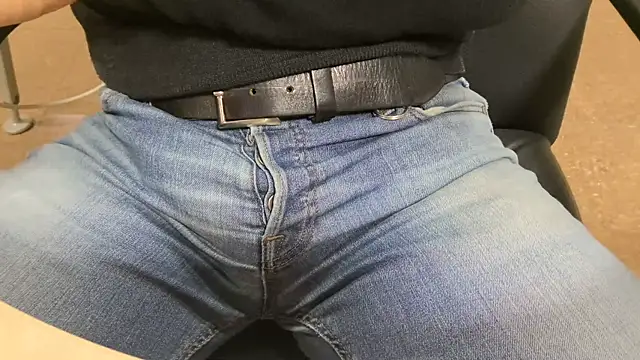 alessandroman2114 online show from 02.26.25