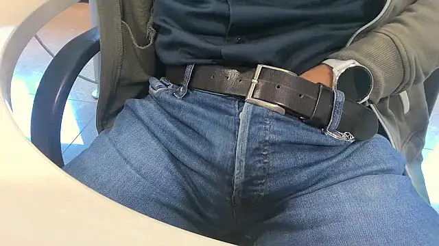 alessandroman2114 online show from 10.20.25