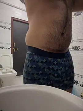 Snapshot of mrtoy121 chatting on 12.24.24 mrtoy121 online show from 12.24.24