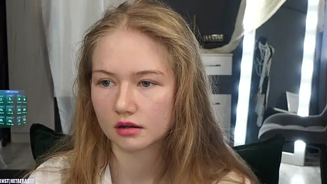 Snapshot of Alexandra_Demore chatting on 06.06.26 Alexandra Demore online show from 06.06.26