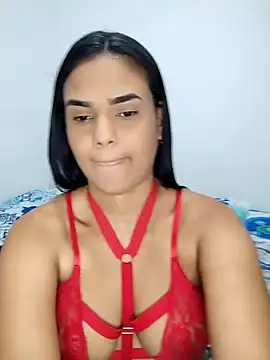 Snapshot of AntonellaShot chatting on 12.21.24 AntonellaShot online show from 12.21.24