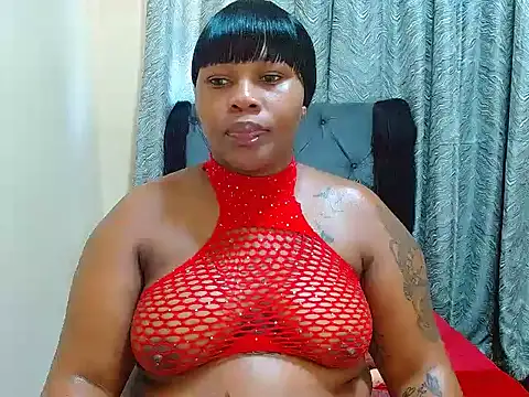 Snapshot of curvycloe1 chatting on 12.21.24 curvycloe1 online show from 12.21.24
