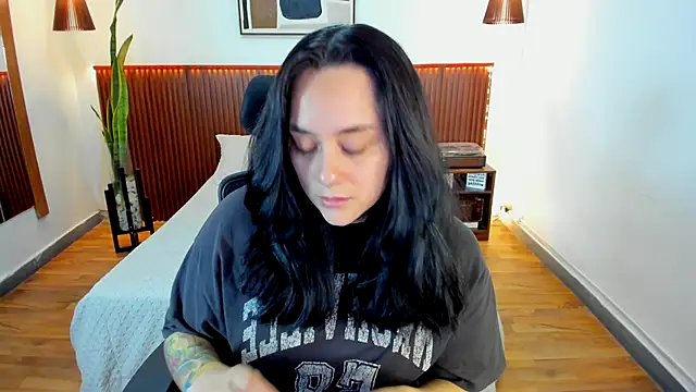 KatherineBond online show from 10.15.25