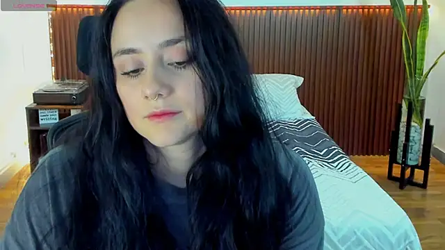 KatherineBond online show from 11.06.25