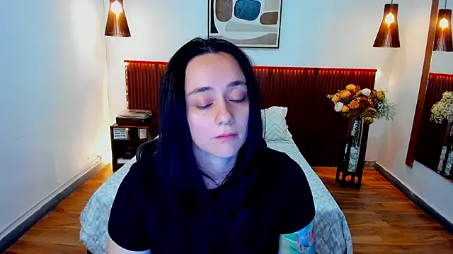 KatherineBond online show from 03.28.26