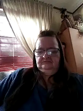 Snapshot of Bayou_Woman68 chatting on 09.15.25 Bayou Woman68 online show from 09.15.25