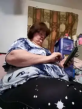 Snapshot of Bayou_Woman68 chatting on 04.08.26 Bayou Woman68 online show from 04.08.26