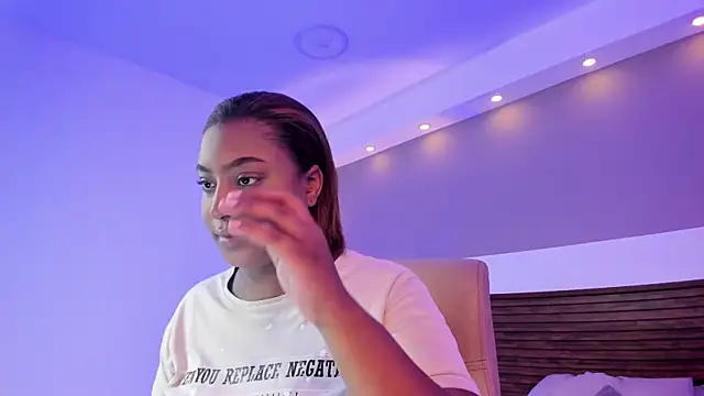 Adelehottman online show from 04.01.26