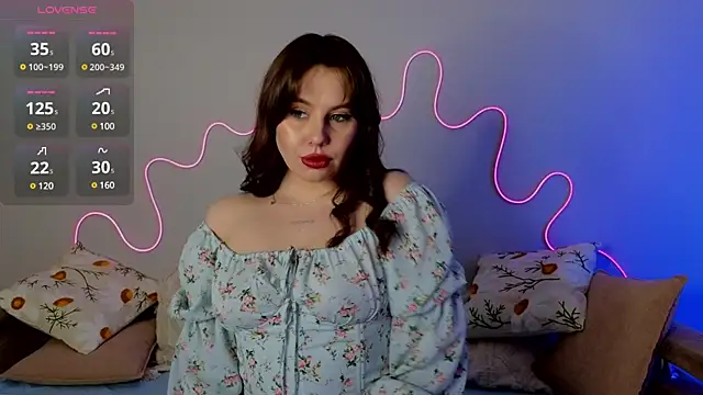 Snapshot of Aisha_Riley chatting on 02.18.25 Aisha Riley online show from 02.18.25