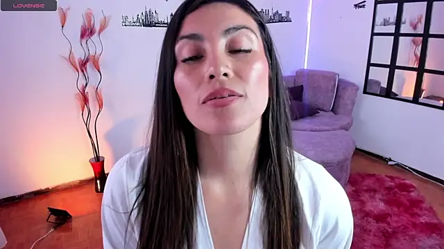 Elizabeth taylor b online show from 12.16.24