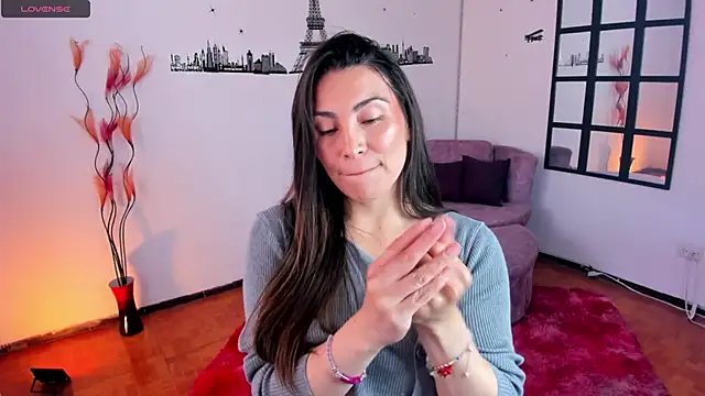 Elizabeth taylor b online show from 03.12.25