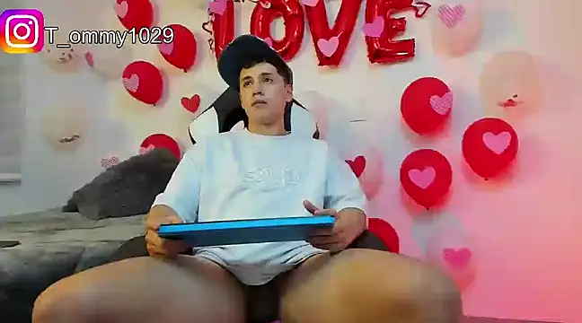 Snapshot of Tommy_Jos chatting on 02.16.25 Tommy Jos online show from 02.16.25