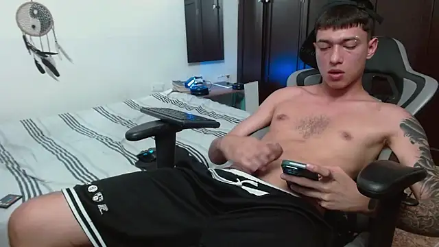 aaron blug online show from 11.07.25