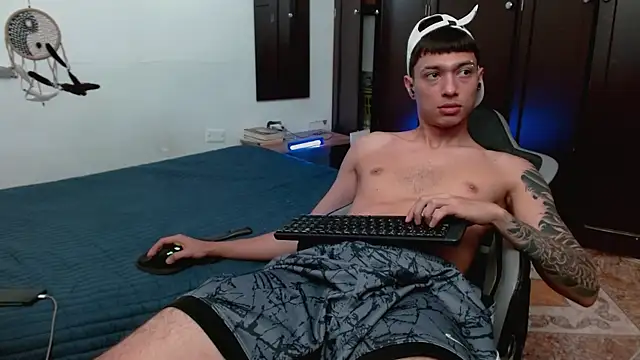 aaron blug online show from 12.18.25