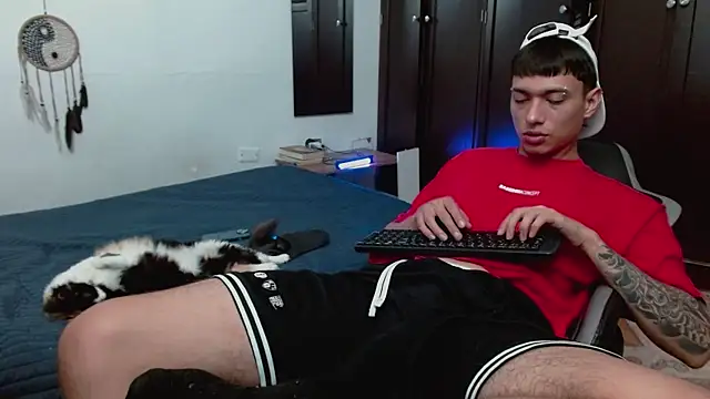 aaron blug online show from 12.21.25