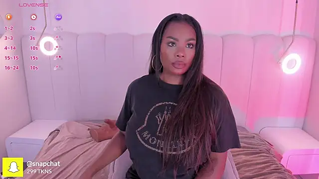  huge boobs ebony online show from 12.22.25