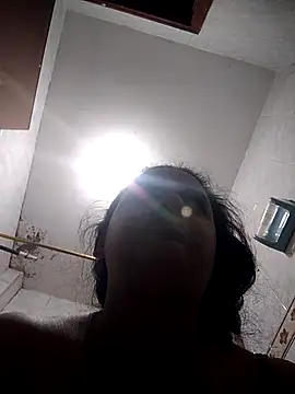  Miaaleon online show from 11.19.25