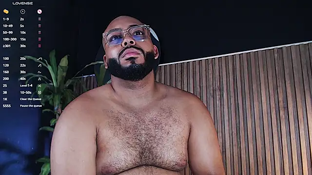 Snapshot of DilanJonnes_ chatting on 12.26.24 DilanJonnes  online show from 12.26.24