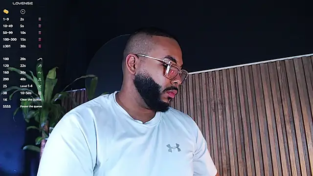 Snapshot of DilanJonnes_ chatting on 12.29.24 DilanJonnes  online show from 12.29.24