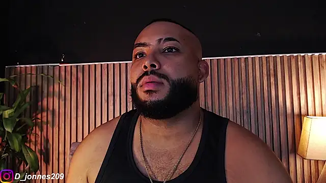 Snapshot of DilanJonnes_ chatting on 09.13.25 DilanJonnes  online show from 09.13.25