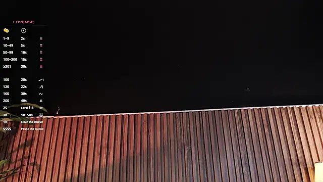 Snapshot of DilanJonnes_ chatting on 10.15.25 DilanJonnes  online show from 10.15.25