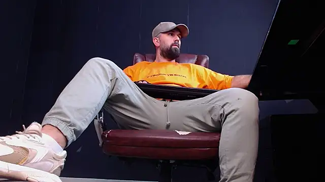 JackEthann online show from 10.21.25