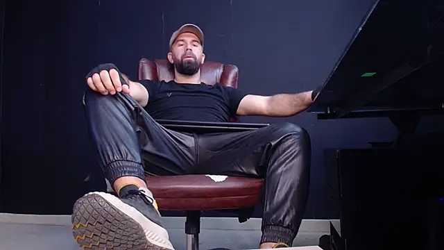 JackEthann online show from 10.26.25