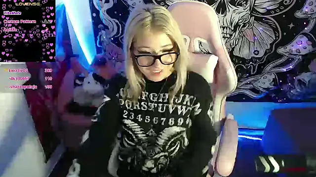 GamerCarrie online show from 01.02.25