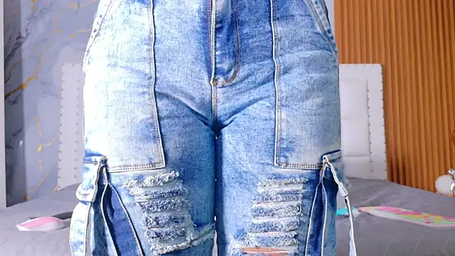 indianschoolgirl online show from 10.07.25