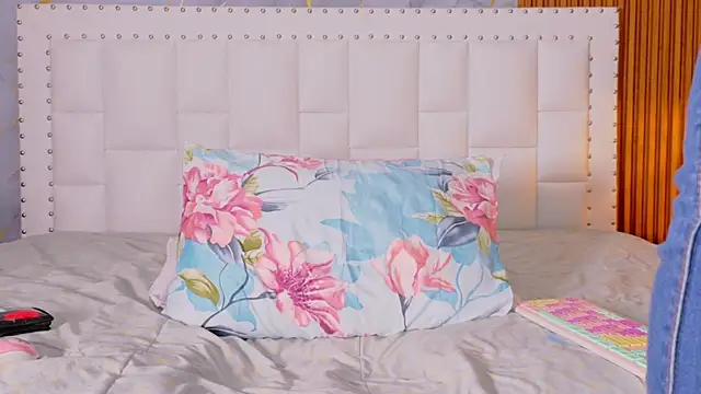 indianschoolgirl online show from 10.29.25