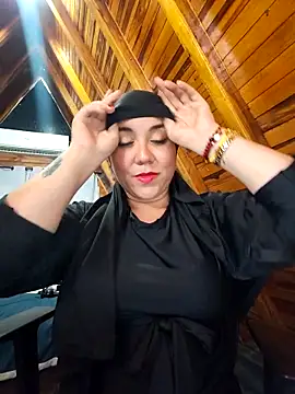 AmbarBurhan online show from 09.10.25