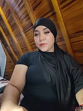 Snapshot of AmbarBurhan chatting on 07.14.26 AmbarBurhan online show from 07.14.26